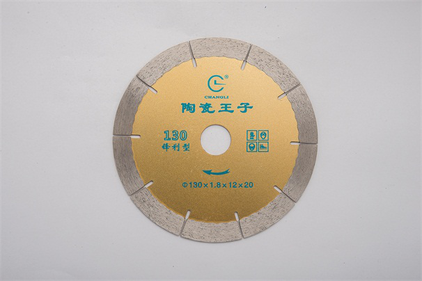瓷磚外墻脫落？這些瓷磚切割片加工過(guò)的瓷磚還可以貼多久？