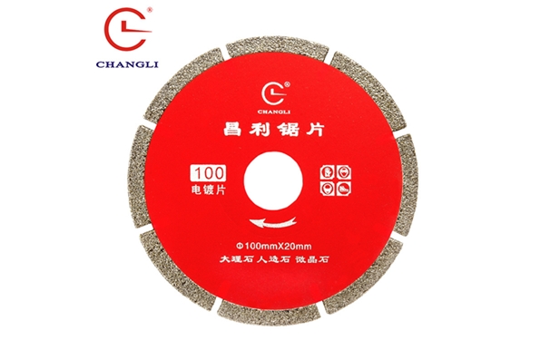 優(yōu)質(zhì)的微晶石鋸片切割的無孔微晶石在安裝時應(yīng)該注意什么呢？